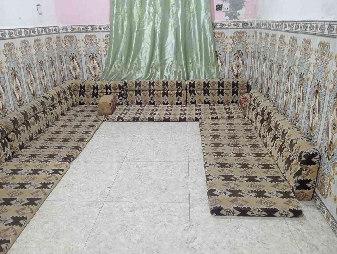 جلسه عربيه البيع العنوان الموافقيه  راقم الهاتف ***********
