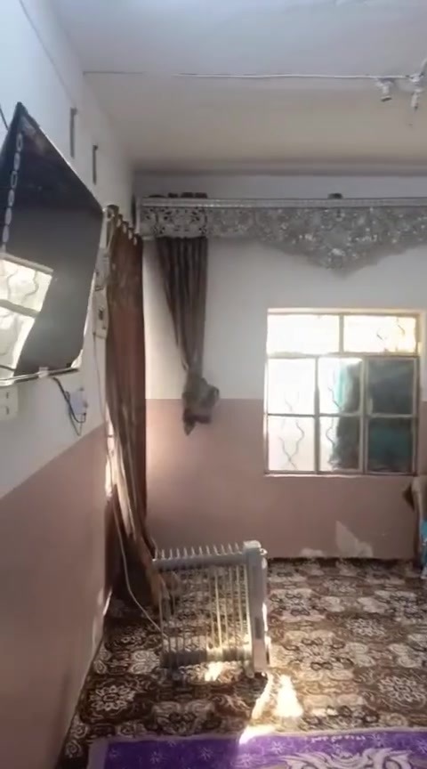 100 متر للبيع غرفه وصاله واستقبال ومطبخ وملحقاته سعره 20 وبي مجال طابو زراعي سند 25 اتصال ***********وتساب
