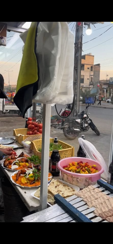 مطعم للبيع كربلاء حي العامل
مطعم متكامل دجاج شوي تمن او مرك او مشويات 

كامل من كلشي بس رايدلك راس مال وتفتح وحاليا مفتوح هم ما معزل 

سبب البيع فك شراكة 

رايدة ب٩ وبي مجال 

بايعة شلعة وحدة فقط 

للاستفسار ***********

