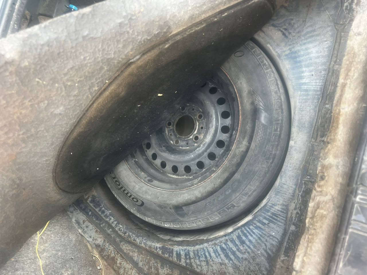 BMWللبيع سعر35مديل 91صبغ ***********جماليه تبريد گير
