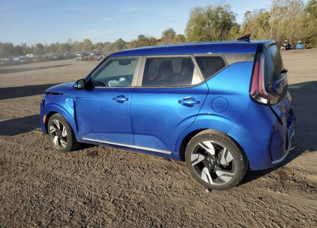 ألسلام عليكم...
كيا صول 2024  " GT LINE ".
ألسيارة بالطريق ألى ميناء أم قصر.
فول مواصفات بصمة فتحة كشن كهرباء.
ماشية " 9471 - mi " ترهم كتاب شهداء.
وقت الوصول التقديري " 25/3/2026 ".
ألسعر " 124 " واصل الى ميناء أم قصر.
داخل الحاوية      " *********** ".
