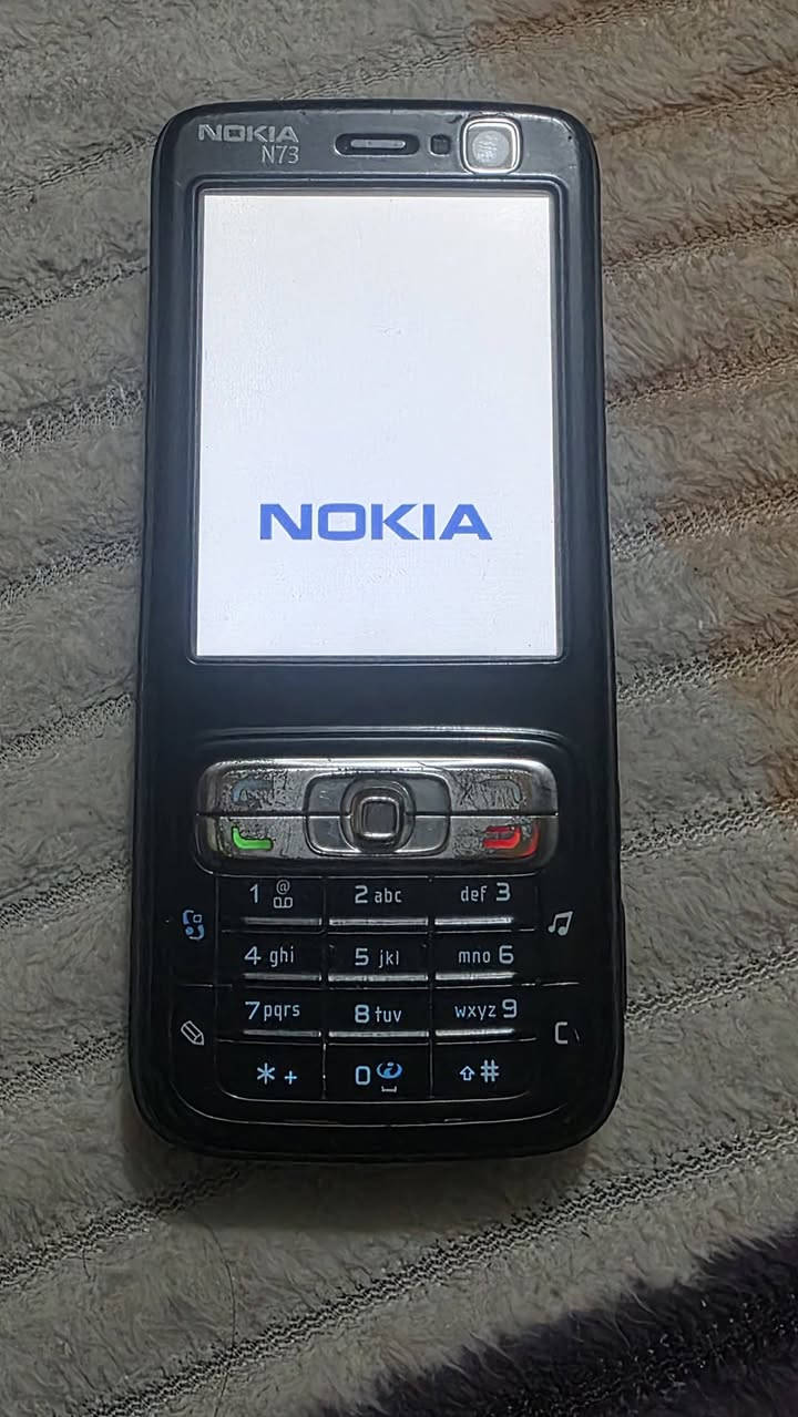 السلام عليكم نوكيا N73 غير مفتوح بلادي نكليزي مع رام ٢ كيكا الاصلي مع شاحنه سعر ٤٠ الف


**إذا كنت صاحب هذا الإعلان وتريد حذفه لأي سبب، رجاءا أرسل رسالة إلى الدعم الفني**