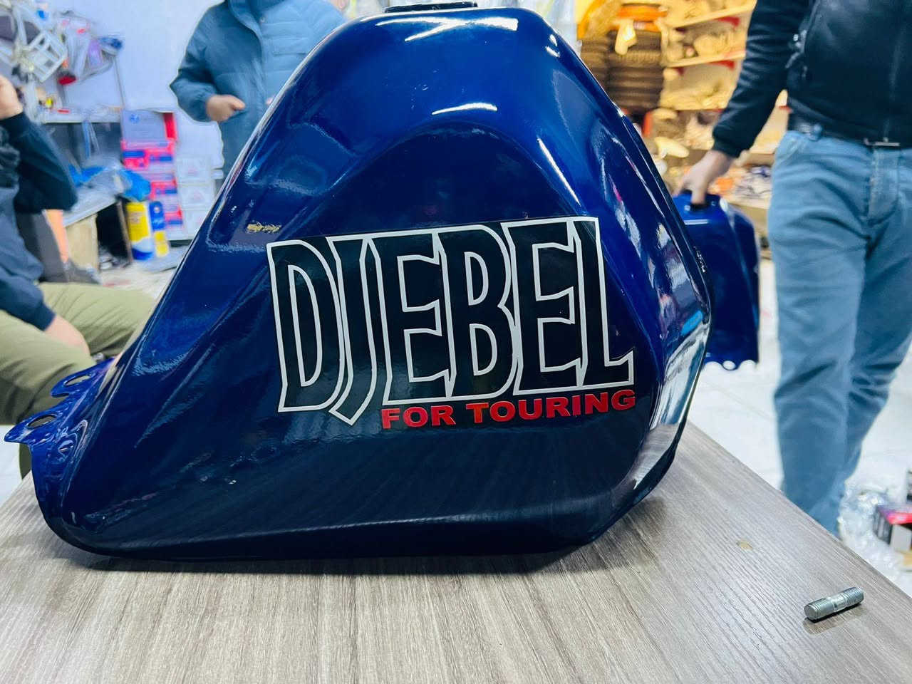 اللهم صلّ على محمد وآل محمد 
يوجد تانكي قفاز دجبل ياباني حجم 200
العنوان واسط قضاء بدره 
يوجد توصيل لجميع المحافظات 
***********
‏‪***********‬‏
