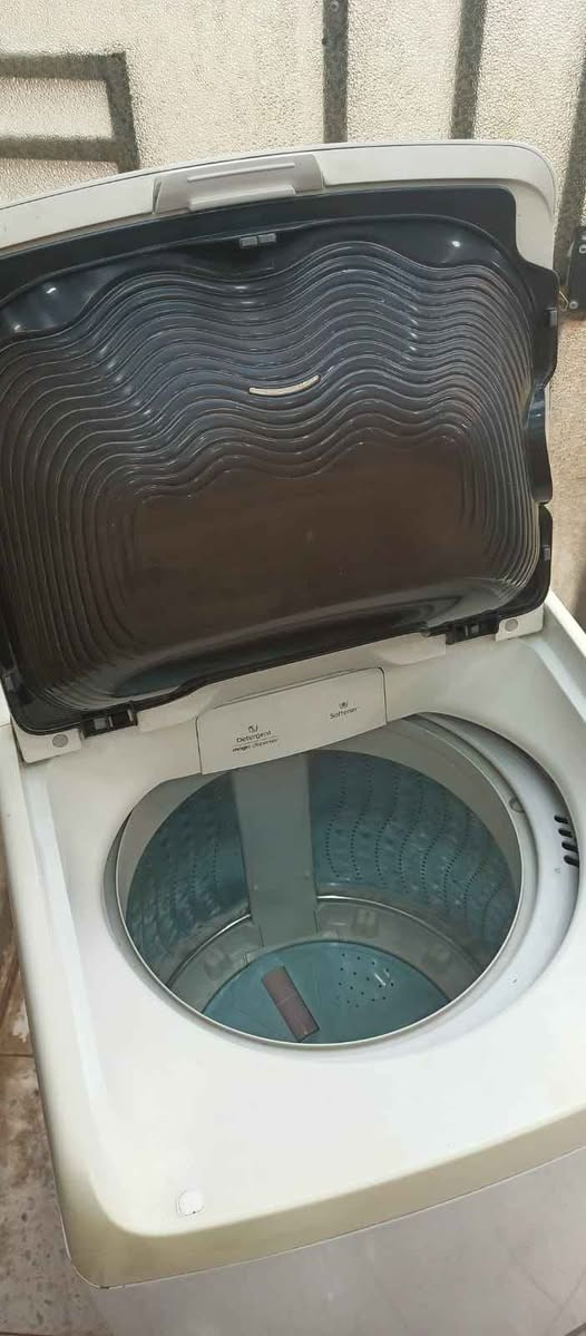 غساله سامسونج 15 كيلو تايلندي الاصلي ما بيه اي عطل ولا تصليح بلاديه وشغاله على الفحص السعر 200 الف يوجد توصيل بغداد, العراق


**إذا كنت صاحب هذا الإعلان وتريد حذفه لأي سبب، رجاءا أرسل رسالة إلى الدعم الفني**