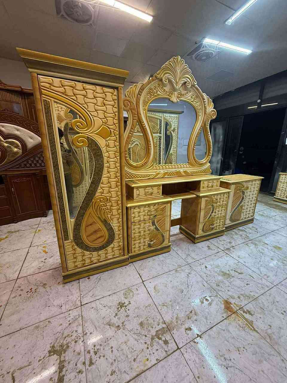 غرفه صبغ حراري
السعر 700قفل
شد نقل داخل بغداد مجاني 
٧ قطع 
***********
