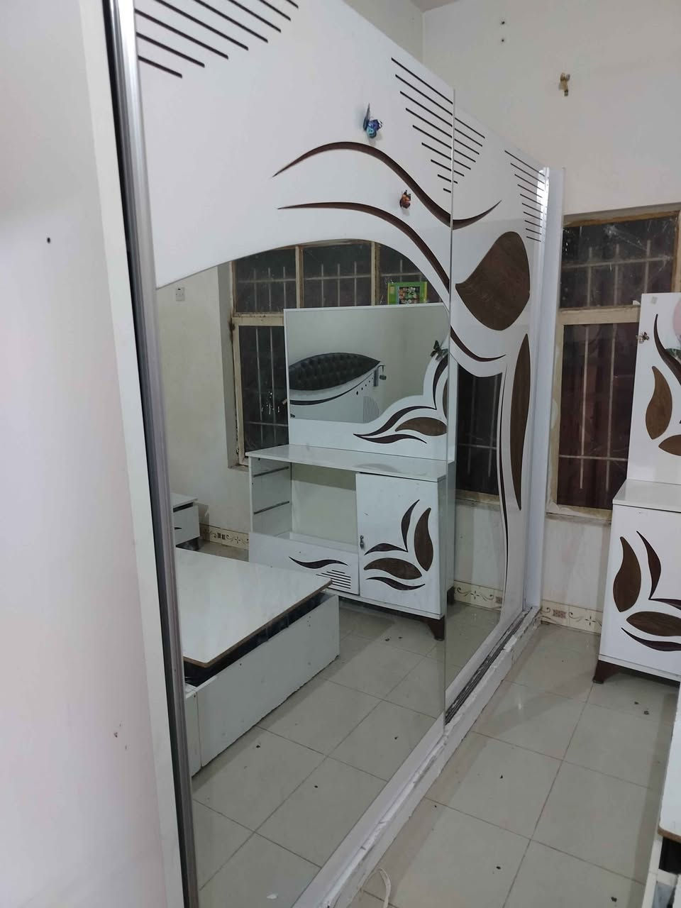 بيع مستعجل غرفه نوم ب150 وكنتور الجوزي كنتور سلايت ب50 كركوك, العراق


**إذا كنت صاحب هذا الإعلان وتريد حذفه لأي سبب، رجاءا أرسل رسالة إلى الدعم الفني**