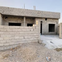 هيكل للبيع  متكون من غرفتين  وحده 5-4والثانيه4-4 هول5-4 مطبخ5-4 ربعه 7...