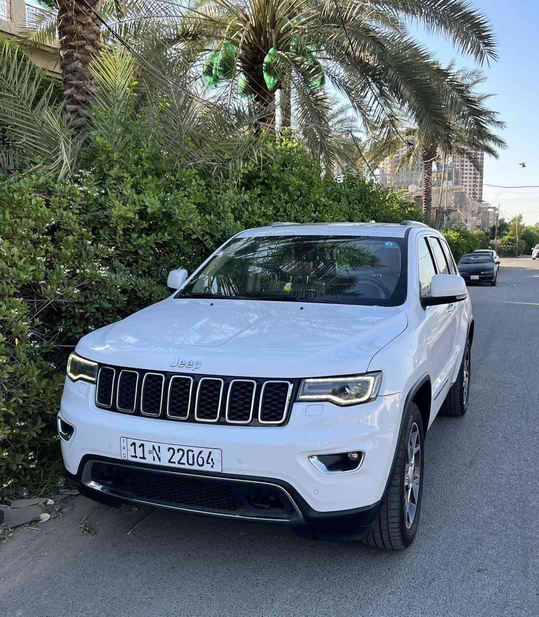 للبيع جيب لمتدد بلاس 2019 
خليجي وكاله ليث العبيدي   
مكفولة كفاله عامه من الحادث والضربة والصبغ والتبديل  حته الدعاميات 
 شرط فحص جهاز وسونار 
عدا بارد بسيط بحافه الجاملغ الامامي 
جديده بمعنئ الكلمة ومصروف عليها مال جناي  
 فول مواصفات ١/١   لمتدد بلاص  3 شاشات
حجم المحرك 3600 
الممشى 72 ميل حقيقي 
رادارت جانبيه نظام  النقطه العمياء رادار خلفي 
نظام التوفف الذاتي على البك
نظام تشغيل  عن بعد 
فور ويل 4/4 ماوس  
دبل سلايت بانوراما 
شاشه جبيره 
شفتات ستيرن 
جنطه كهربائي شفط 
دبل كزوز خلفي 
حساسات اماميه + خلفية 
سستم صوت 12 سماعة مع دمام خلفي 
قطعتين تبريد ثلج 
كشن خزن ميموري 2 وضعيات
كشنات حضن  
مقاعد جلد اصليه بيجي كهرباء(تدفئة+تبريد) 
 كشن خلفية تدفئه
سيدي بلجكمجه  مع ريموتن تحكم بلشاشه 
مري  شفط وقلاب ويه ال R وتعتيم للضوء العالي ونقطه عمياء وحساس ضباب تدفئه 
الداخل صاج ملكي   
 نظام_خرائط(نظام ملاحة)_Navigatio
 كامرة خلفية دوارة اصلية
 استيرن كهرباء +  تدفئة
 فول تحكم استيرن (جهتين امامي + جهتين خلفي) 
 ناقل حركة ٨ نمر
 نظام سبورت s
 نضام اقتصادي
 لايت عدسة زينون يصعد وينزل ويه الستيرن 
كشافات زنون 
زراكات لايت  
برده  بلصندوق 
ويل حجم 20  
كتلوكات الشركه وياها 
السياره جديده بمعنئ الكلمه ولا كلوب مشتغل بلدشبول
رقم بغداد الدولي الجديد تحويل مباشر  
باسمي  هزه بعدها مساقطة 
السعر 265$ وبيها مجال مكان السياره بغداد 
 اتصال او واتساب  ***********
