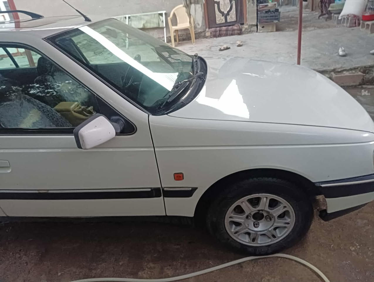 سياره بيجو فرنسي بلاديه
على وضع الشركه. موديل 94.    استسشن.  السعر 45

***********
مكاني بغداد
