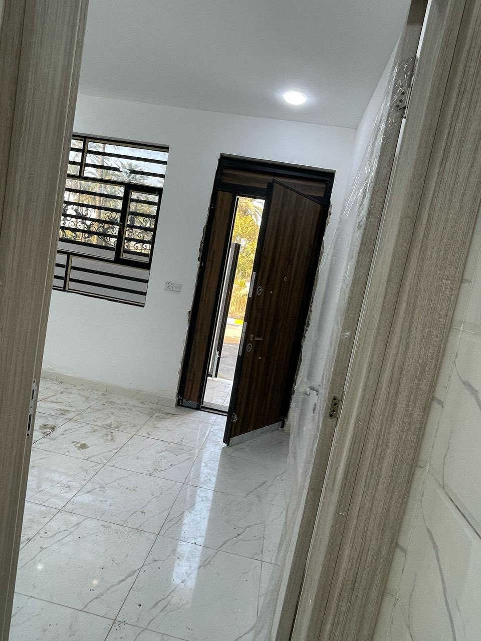 السلام عليكم 💥💥
دار حديث بناء سنة 2025
المساحة 50 متر الواجهة 5 متر النزال 10 متر

السعر 88 مليون وبي مجال بسيط ان شاءالله 

 
📍الموقع📍 مقابل الجزيره السياحيه 
الارض زراعي سند 25 
متوفرة جميع الخدمات 
ماء + كهرباء + تبليط + مجاري 
 
للاستفسار الاتصال ☎️
***********
