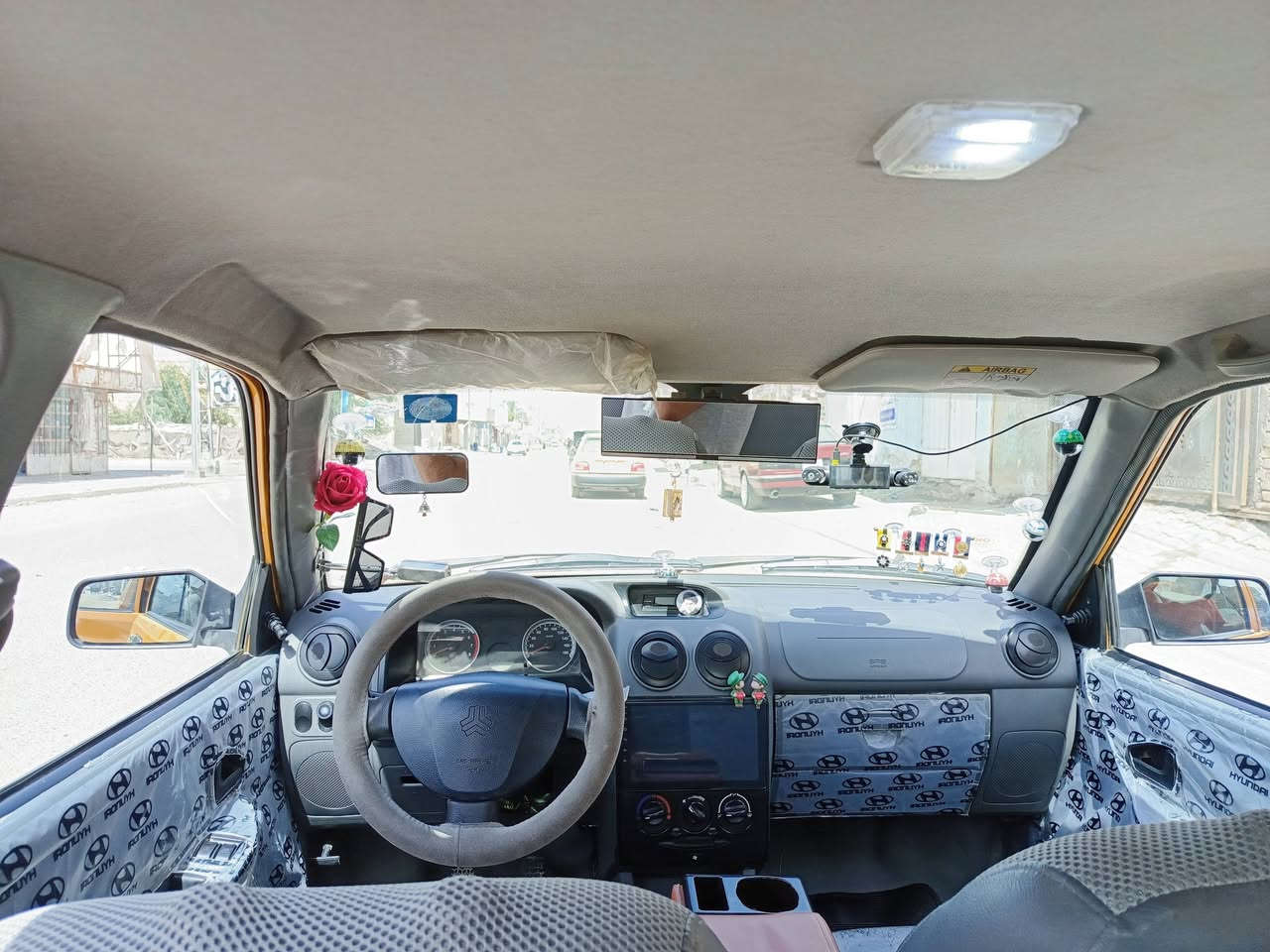 من رخصت الادمن
سايبه للبيع موديل 2024 كفاله عامه من كلشي 
غاز بانزين تدفئه تبريد رقم قادسيه انكليزي مصفره هيأه وغرامات المكان الديوانيه حي الوحده خلف جامع الزهراء 
السياره جاهزه من كلشي مابيهه كل نقص 
***********  غير متواجد على الفيس
