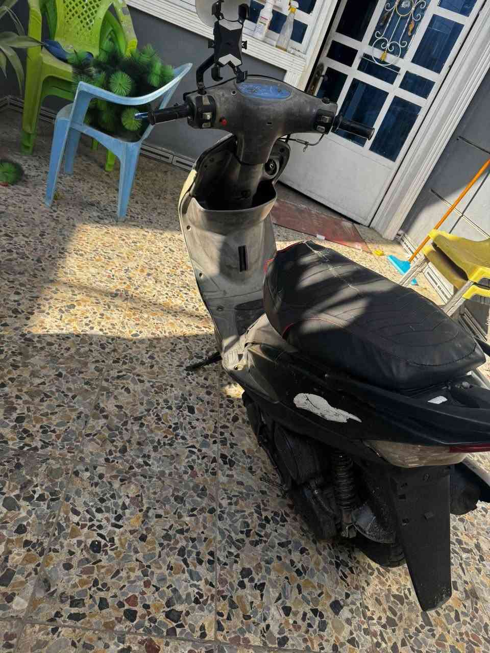 عليكم دراجه ماكس 120 للبيع الدراجه حلوه شلعه تشگ الگاع معدل فووووول  بوشه 55 كهربائات كامله عدا گلوبات اشاير دراجه كامله وبيهه خيط بخار كلش قليل بس من تحمه يروح درتلهه غير دهن وصار هيج كفرهه مختم بلادي سلف بل 5 الفجر بعز البرد السعر 400 وبيهه مجال للطيبين العنوان بغداد الشعله للا ستفسار ***********
