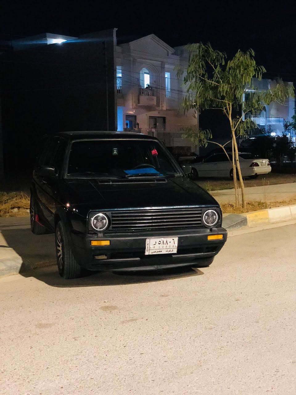 السلام عليكم كولف جيتا للبيع سياره موديل 91 مصبوغه جماليه فقط  سعرها 30 ورقه وبيها مجال  سياره كلش حلوه صدركير محرك كير عادي  مواصفات نفخ سياره كلش نظيفه وما بيها نقص من الدعميه للدعاميه بجم وخلف رياضي السياره متعوب عليها كل نقص ما بيها شراي يتواصل على هذا الرقم  *********** رقم كركوك تحويل مباشر
