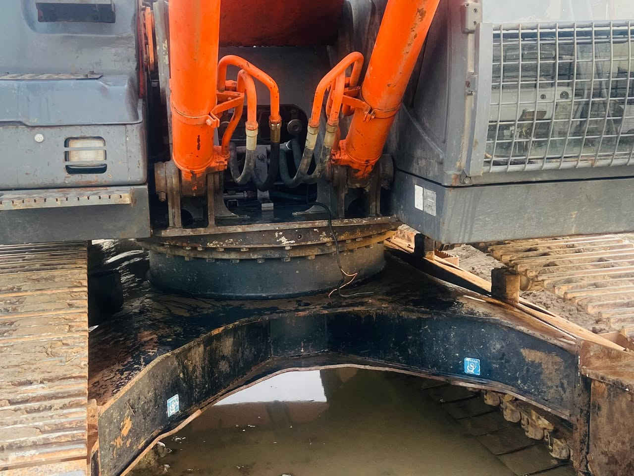 السلام عليكم زت ثري زلزاليه ٢٠٠٨ صبغ  وحداديه بلادي
العنوان الديوانيه
***********
