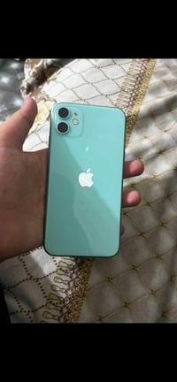 ايفون ١١ • ١٢٨ • بطاريه ٧٧