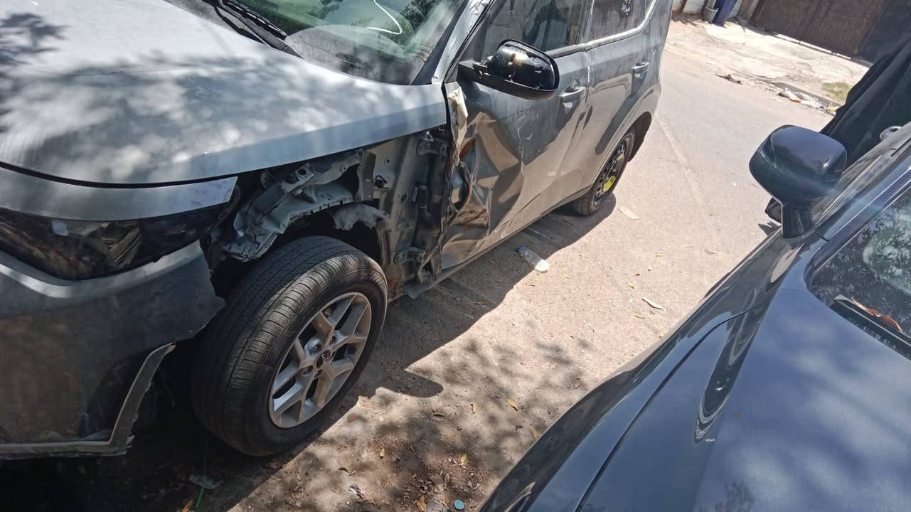 السلام عليكم كيا صول دخول جديد قبل يومين موديل 2025 ع حادثه للبيع بغداد البلديات السعر 128 للتواصل هذا رقمي  ‏‪***********‬‏
