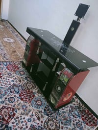ميز بلازما • نظيف • قابل تفاوض