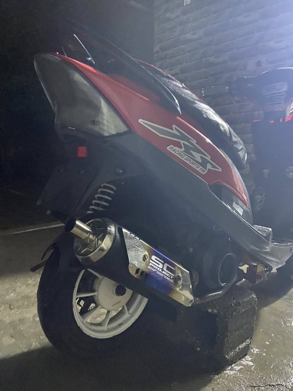 السلام عليكم 
ماكس عدله بوشهه55
شلعه ومعدل 
سعر 450 
مكاني الفلوجه حي الرساله 
رقمي ***********
