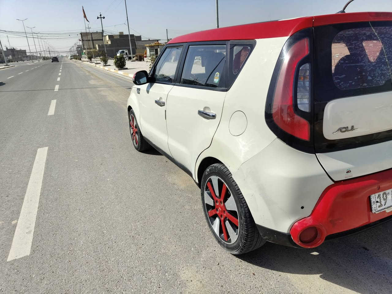 السلام عليكم
صول 2014 رقم كربلاء انكليزي سنويه 2030 مصبوغه عام مكينه 1600كير أوتو كفاله مكينه وكير وحداديه وتبريد ب85 وبيه مجال تحويل مباشر بسمي مكانا كربلاء حي الامن الداخلي شارع طارق الخيكاني قرب محطه البانزين 
***********
