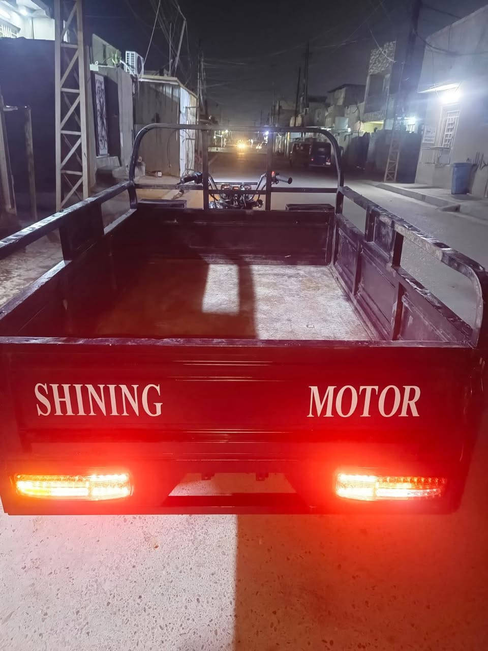 سلام عليكم ستوته للبيع موديل 17 ستوته خير من الله أوراق صوليه كل شغل بيها نكر سلف  المكان حي أور سبع قصور سعر مليون 200 رقم انتصال ‏‪***********‬‏
