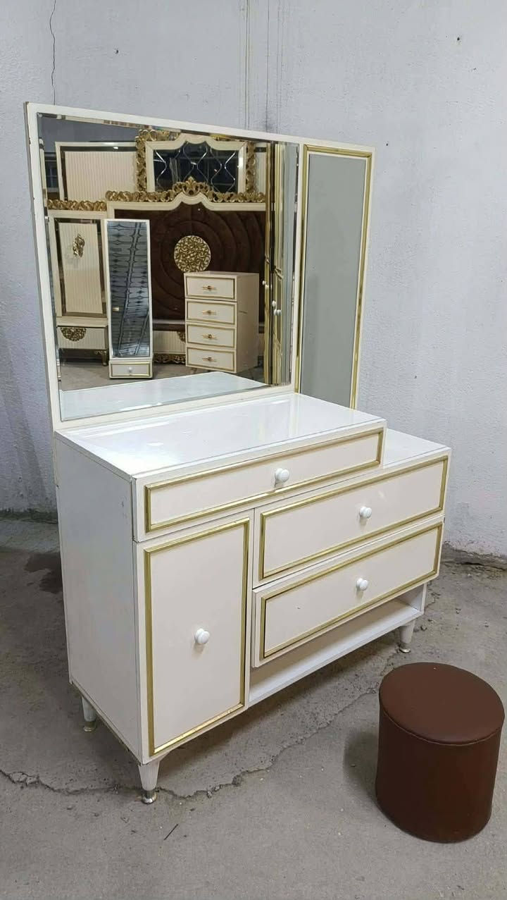 غرفه ترڪي مستخدم  💥 موديل حديث 

قطع/9  الوان مميزة 😍
نظافه 80💯 
السعر 700 
نضام ابواب 😍
مع شد ونقل 🚚 داخل بغداد مجانآ
 باقي المحافظات بسعر مناسب


**إذا كنت صاحب هذا الإعلان وتريد حذفه لأي سبب، رجاءا أرسل رسالة إلى الدعم الفني**
