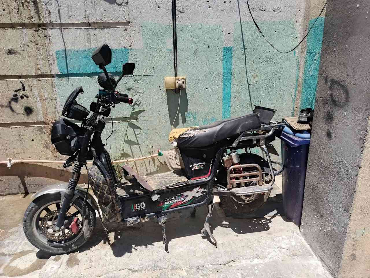 سلام عليكم ماطور للبيع جبلي نوع الخوين  ويا بطاريات 6 هابطه سعر 250بي مجال قليل ***********
