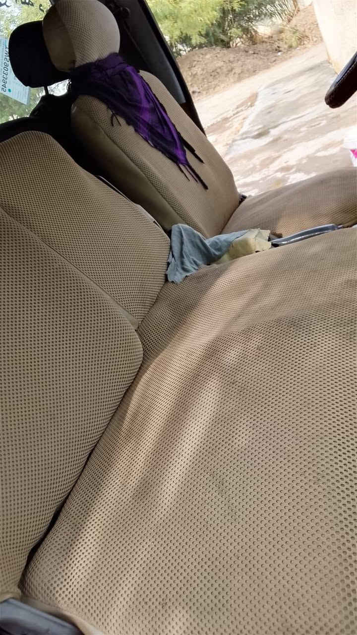 سلام عليكم سياره بريجو للبيع انطيك محرك واكسن وكير نضيفات محرك 3000
تايرات جدد سياره كبل للشارع شغل شواصي نضيفه بس الكدام معمر اليمنه السياره شوفت عيونكم *********** موديل 97
وتساب فقط
