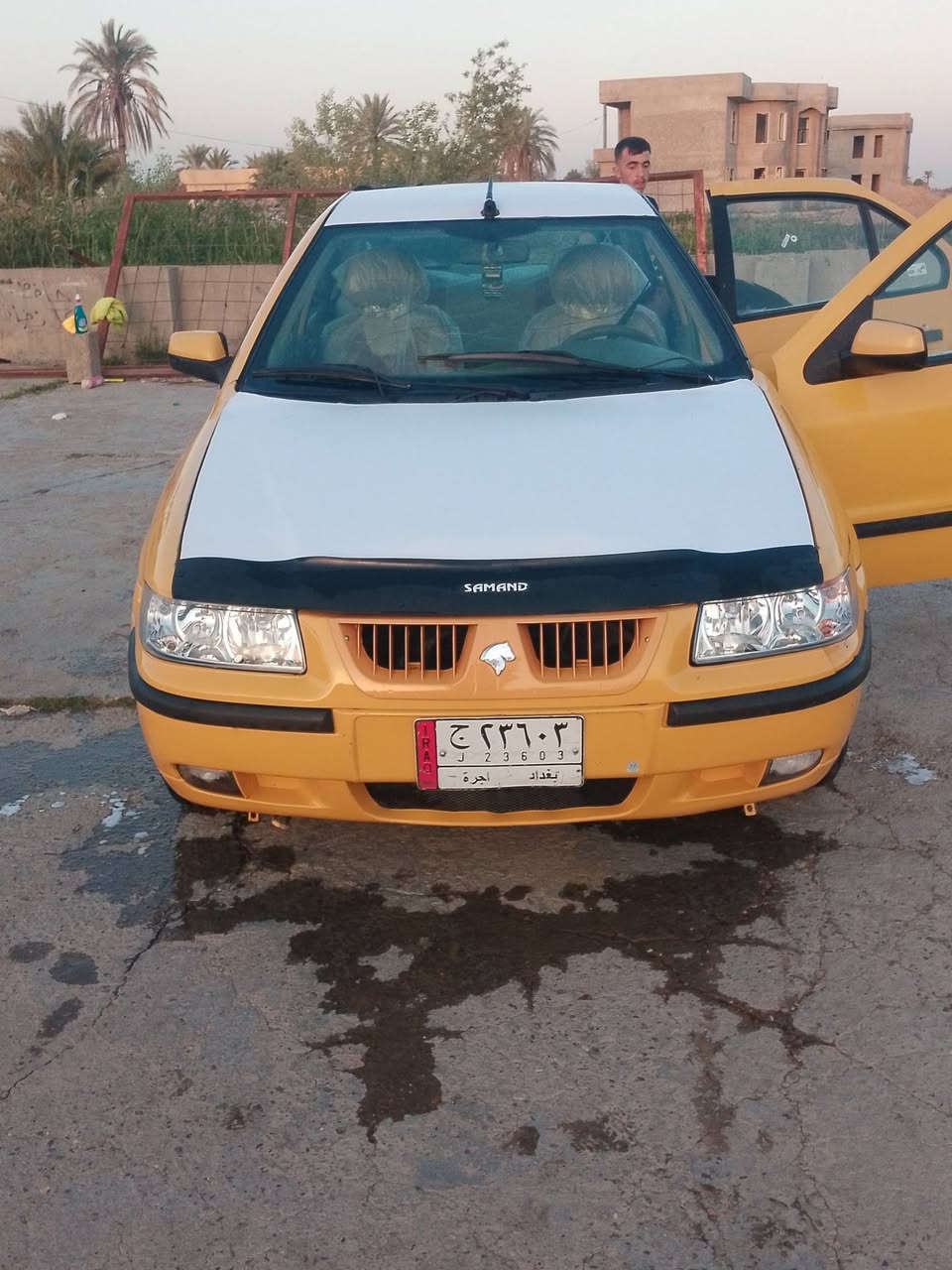 سمند موديل 12 للبيع العنوان صلاح الدين الضلوعيه قرب الجسر السعر 37 وبيها مجال رقم بغداد سنويه لل28 تريد تحويل تريد وكاله عامه السياره فقط الباب الخلفي بيه صبغ تقريبآ اشبرين الباقي كفاله للاستفسار  ***********
