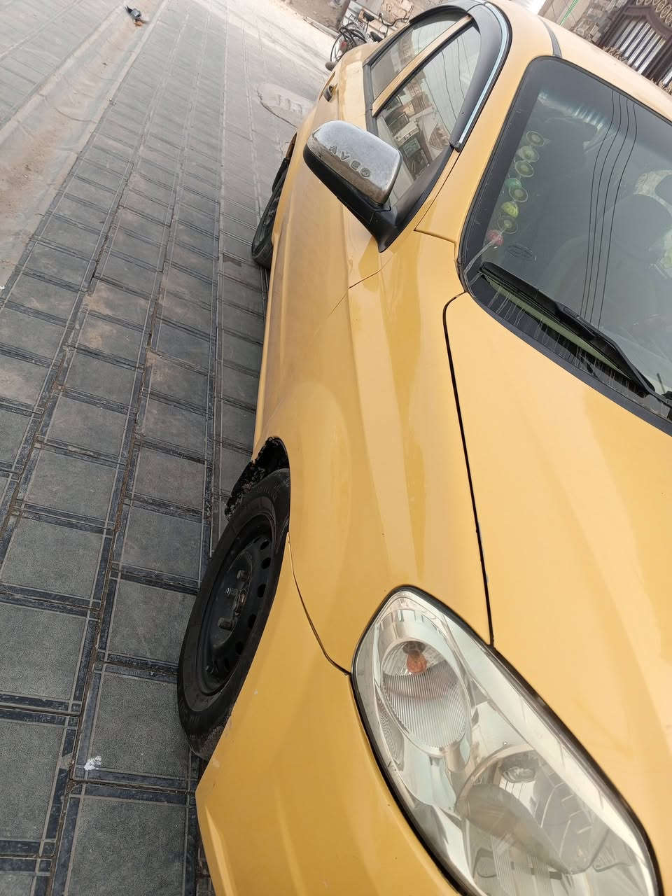 سلام عليكم 
افيو 11 خليجي مفتوح كير عادي 
محرك وكير مكفولات
خشم الجاملغ وجاملغ الامامي
 امبدل بدون دواخل السياره 
مصبوغة عام للجماليه
منضومه بانزين جديدة 
تخم تاير جديد 
صدر 80%100
شاشه وكامره
رقم بغداد تحويل ثاني يوم 
سعر 48 وبيه مجال قليل 
‏‪***********‬‏
