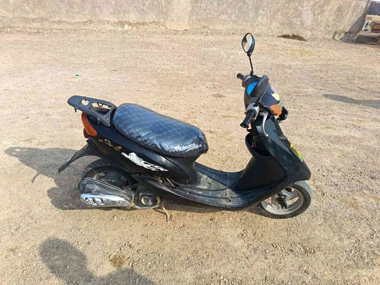 للبيع السعر 300
