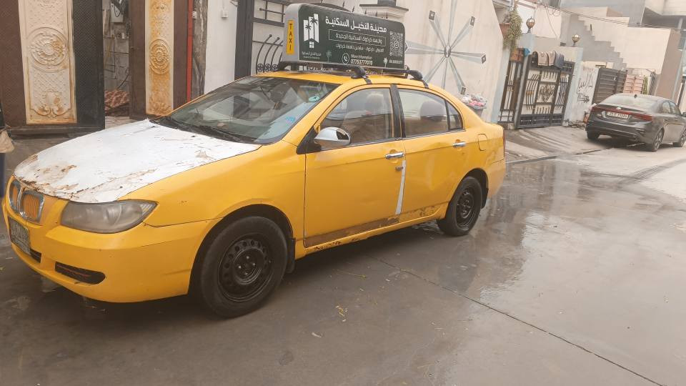 ليفان 620 /موديل 2013حره مكينه وكير بلادي بيها ضربه موضح بل صوره  بيها منضومت غاز  صدر امامي خلفي نضيف قفل مركزي كهربائياتها كلشي شغال صاحبها يريد تحويل من تاخذ بوجهك عل مرور مصفره مرور ونقابه السعر/30/وبيها مجال العنوان كركوك حي الواصطي *********** كركوك, العراق
