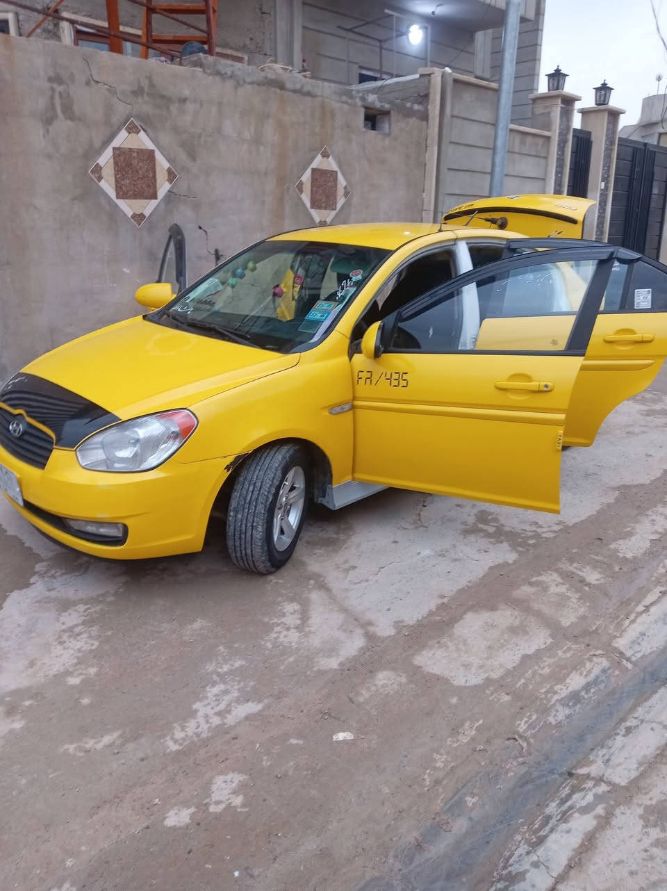 اكسن دبدوب هواندي نضيفه تخم تاير جديد كلشي بيها جديد فقط بوند امبدل ما بيها اي ضرر مكينه 16 كير توماتيك اصلي  2011 خليجي السعر 115 او بيها مجال ***********
