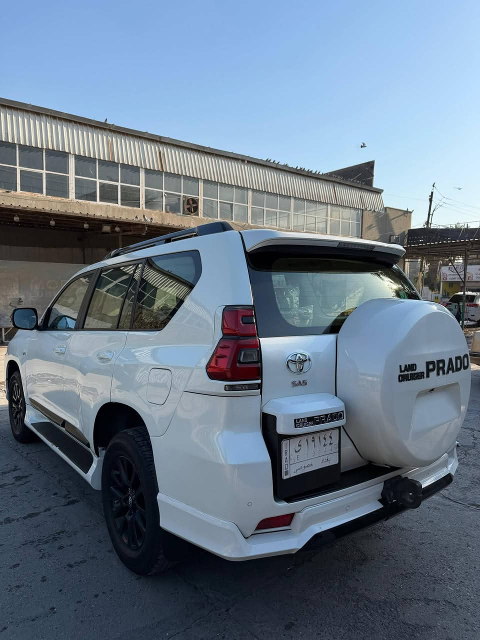 السلام عليكم الي يدور نظيف وجديد…

برادو  Txs 2023 رقم بغداد  ضمان شركة ساز  السياره  جديده بانزين محسن منظومتها وشلعتها خير من الله ماشيه 50الف صورها واضحة وفول  النظافة السياره خير من الله جديدة     السعر 40 وبيها مجال 

الهاتف *********** مكاني‎بغداد زيونة اومجمع المشن باسمي تحويل ثاني يوم السيارة بية صفحة انصبغت اثر كردة باب البيت والصورة مرفقه بلظررر وبعد التصليح  مكينة وگير جدد مكفولات 

‎مواصفات كالاتي: 

‎مقاعد جلد كهربائية 

‎شاحن لاسلكي 

‎تشغيل عن بعد 

‎سبعة راكب 

‎بصمة تشغيل 

‎حساسات 

زراكات لايت 

‎دبل تانكي 

‎انارة لد 

‎٣ قطع تبريد 

‎ستة سلندر 

‎ صيانة كاملة دورية عند الشركة الضمان 

‎نظام تثبيت سرعة 

‎اضواء زينون 

‎وسائد هوائية

‎ابل كار بلي 

‎ثلاجة

‎اندورويد اوتو 

فتحة سقف (سان روف ) 

قفل مركزي 

‎شاشة 

‎تحكمات ستيرن 

‎
اللون ابيض صدفي
***********
