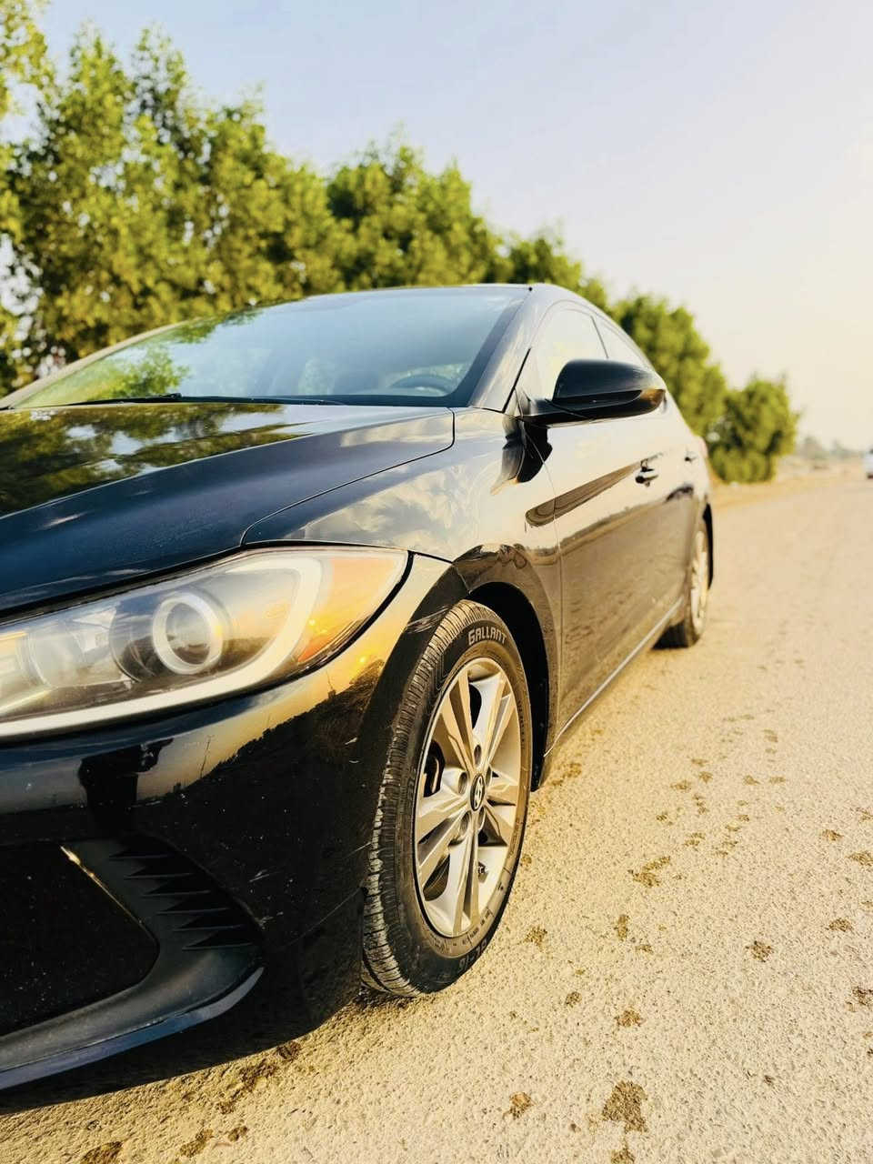 سلام عليكم النترا لبيع موديل 2018 أمريكي السياره حادثه بس بنيد  كير ومكينه مكفول رقم أربيل  ماشيه 107 ميل بسمي مكان بغداد المحموديه السعر خاص الرقم ***********
