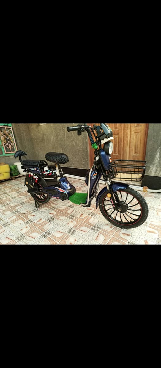 بايسكل شحن البيع حجم 20 كلشي شغال بي بايسكل ابيع بدون بطاريات بطارياته عاطله طال بس كفر مالهن بايسكل كلشي شغال بي وسعر  200الف نهايته *********** عنواني البصرة الهارثه الزوين
