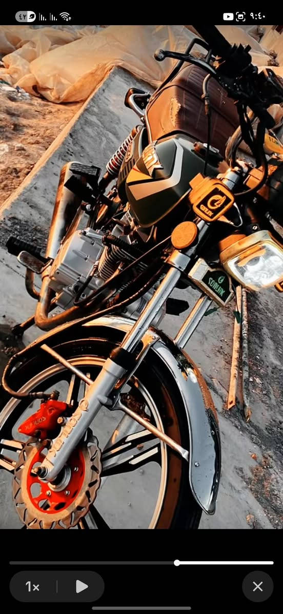 سلام عليكم  شلونكم شبابنه طيبين
دراجه سولنك ايراني 23 للبيع مكفوله من لفتح  
 اوراق بيه 
دراجه كامله بس تجي تشغل وتطلع   
سعر 575وبيه مجال بصيط  
مكاني بغداد لمحموديه   
رقمي ***********
