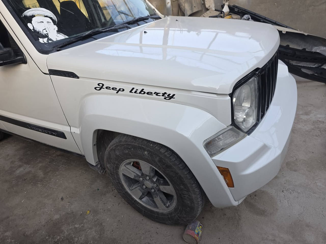 جيب لبرتي للبيع موديل 2008  سياره جديده وجاهزه من كلشيي نقص غاز للتبريد فقط كهربائيات جاهزه داخل نضيف كشر نضيف تايرات جدد  شاشه جديده للاستفسار اكثر ***********/***********
