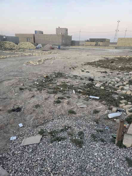 #قطعة___ارض___للبيع
المكان حي الزهراء قرب محلات ثائر 
المساحة 360 متر ....
الواجهية 24 والنزال 15 
الاستفسار الاتصال على الرقم 
***********
خدمات متوفره الشارع مقرنص 
آجور النشر على البايع 👈 والشاري
