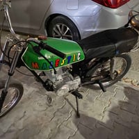 دراجة نظيفة • بدون نقص • ضمان عشائري