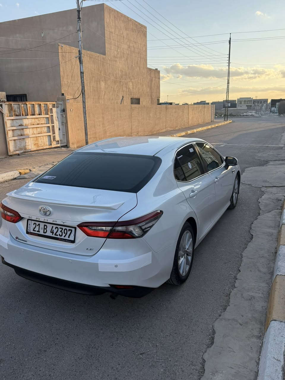 السلام عليكم للبيع او للمراوس حسب القناعة  كامري خليجي بانزين فقط موديل 24 مواصفات le سيارة مكفولة صبغ وبارد سيارة جاهزة بدون نقص ماشية 100 مكانها تكريت شرط التحويل والغرامات ***********
