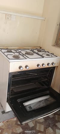 طباخ • مستعمل • شغال