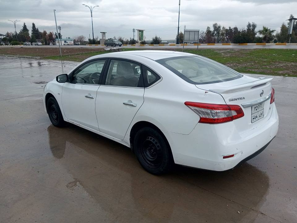 سەنترا مۆدیل 2019 خلیجی بێ بۆیاغ بێ لێدراان ناو زەرد گێڕوو مەکینەی بەشەرت سعری 120 گڵا  تەحوویل غرامە بەشەرت سەنەۆی بەسەر چووە مەکینەوو گێڕی نەکراوەتۆ 
شووێن هەڵەبجەی شەهید
***********
*********** السليمانية, العراق
