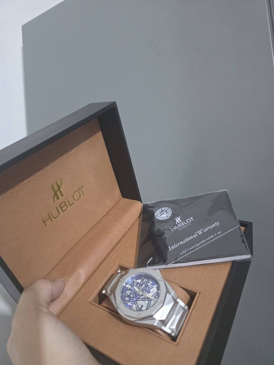ماركة تموت محفور عليهة حفر 😍


**إذا كنت صاحب هذا الإعلان وتريد حذفه لأي سبب، رجاءا أرسل رسالة إلى الدعم الفني**