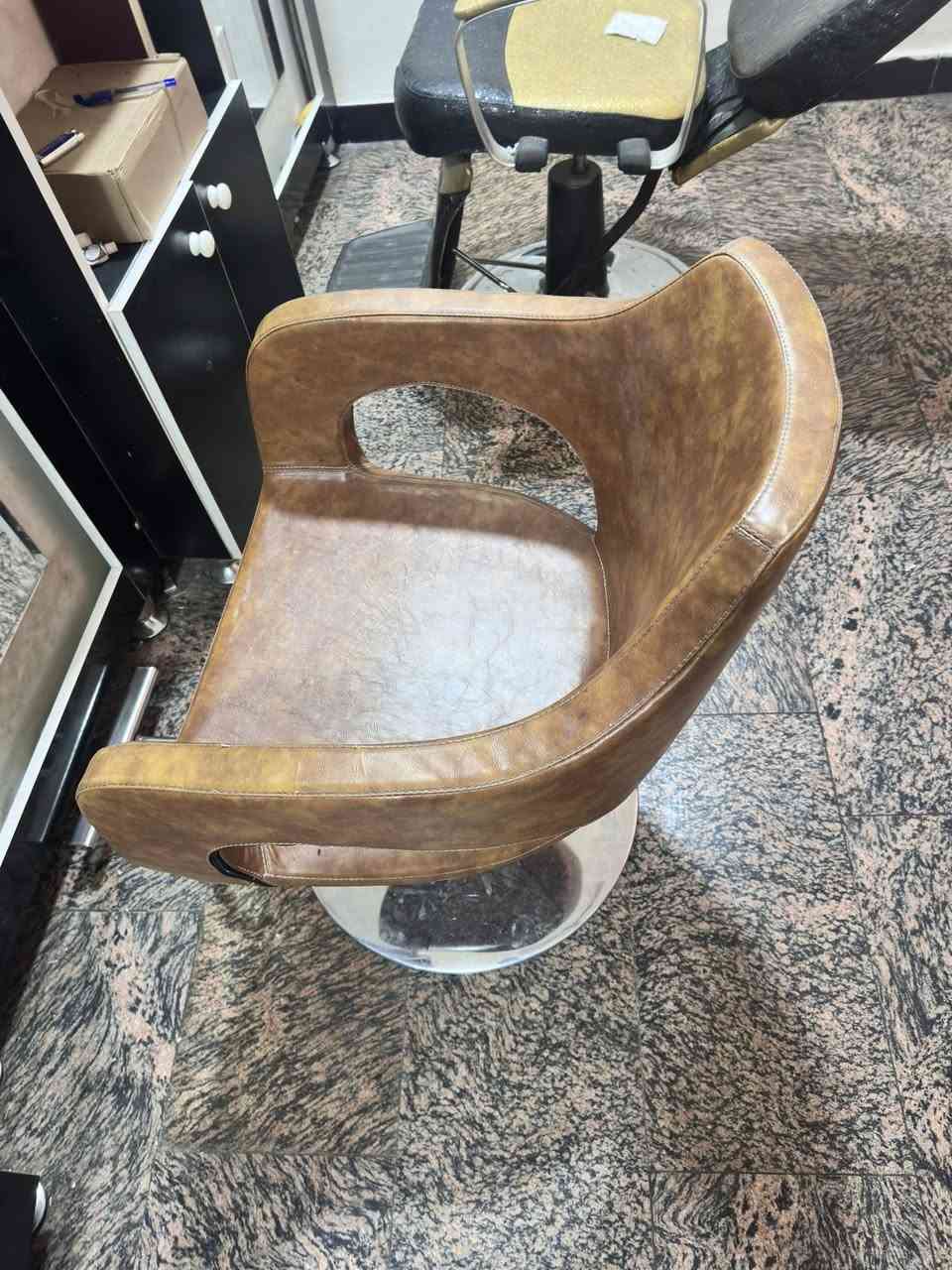 6كراسي بدون أضرار 400


**إذا كنت صاحب هذا الإعلان وتريد حذفه لأي سبب، رجاءا أرسل رسالة إلى الدعم الفني**