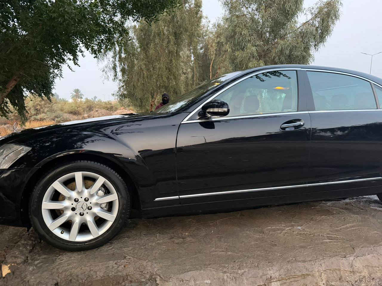 يالله السلام عليكم 
#للبيع #ادوات#ادوات#ادوات
#متومه ارقام وسنويه شرط طبق الاصل  والرقم الجديد انكليزي
مارسدس S350 تحفه سبيرها مانازل 
#وارد خليجي فول مواصفات 
#موديل 2009 اصل
#بانوراما 
#خزن ميموري
#باب طويل وبيها هواي مواصفات معروفه ال S
#مكفوله من الكص ومن كلشي 
#السعر 110$ وبيها مجال قليل 
للاستفسار ***********
