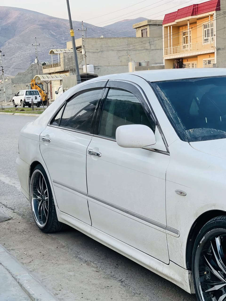 GRS~182 بڕاوە تازە داخڵ🤍📦
سەیارەکە تازە داخڵە کامل مەسروف کراوە 
٣ دوگمە
جوار تایەو ەیڵی سپۆرت لۆک لۆکن 
سعری ٥٤ مەعامەلە 
پێت زۆرە مەسج مەکە


**إذا كنت صاحب هذا الإعلان وتريد حذفه لأي سبب، رجاءا أرسل رسالة إلى الدعم الفني**