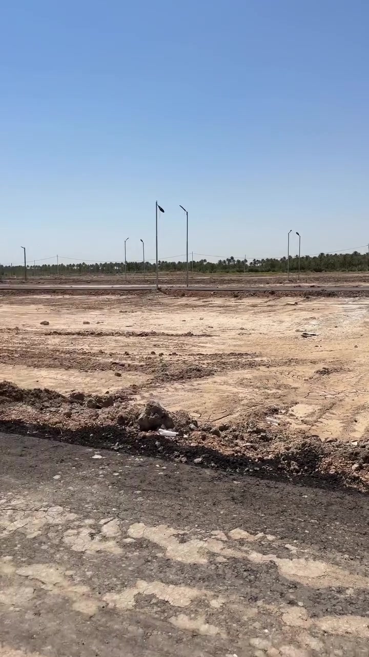 4 قطع ركن 250 متر زراعي سند25 متوفرة كافة الخدمات 
موقع: صباغية حي الامير 
مستعدين نشتري او نعرض قطع او بيوت او اراضي زراعية
***********
