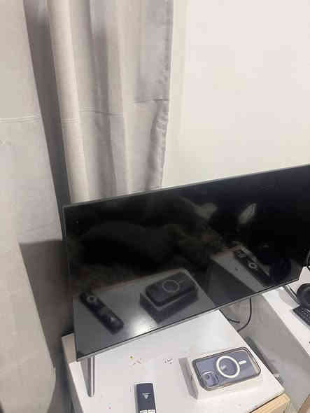 بلازما حجم 32  نضيفه كلش تنربط عل نت سعرها 100الف مكاني ناصريه مركز رقمي ***********
