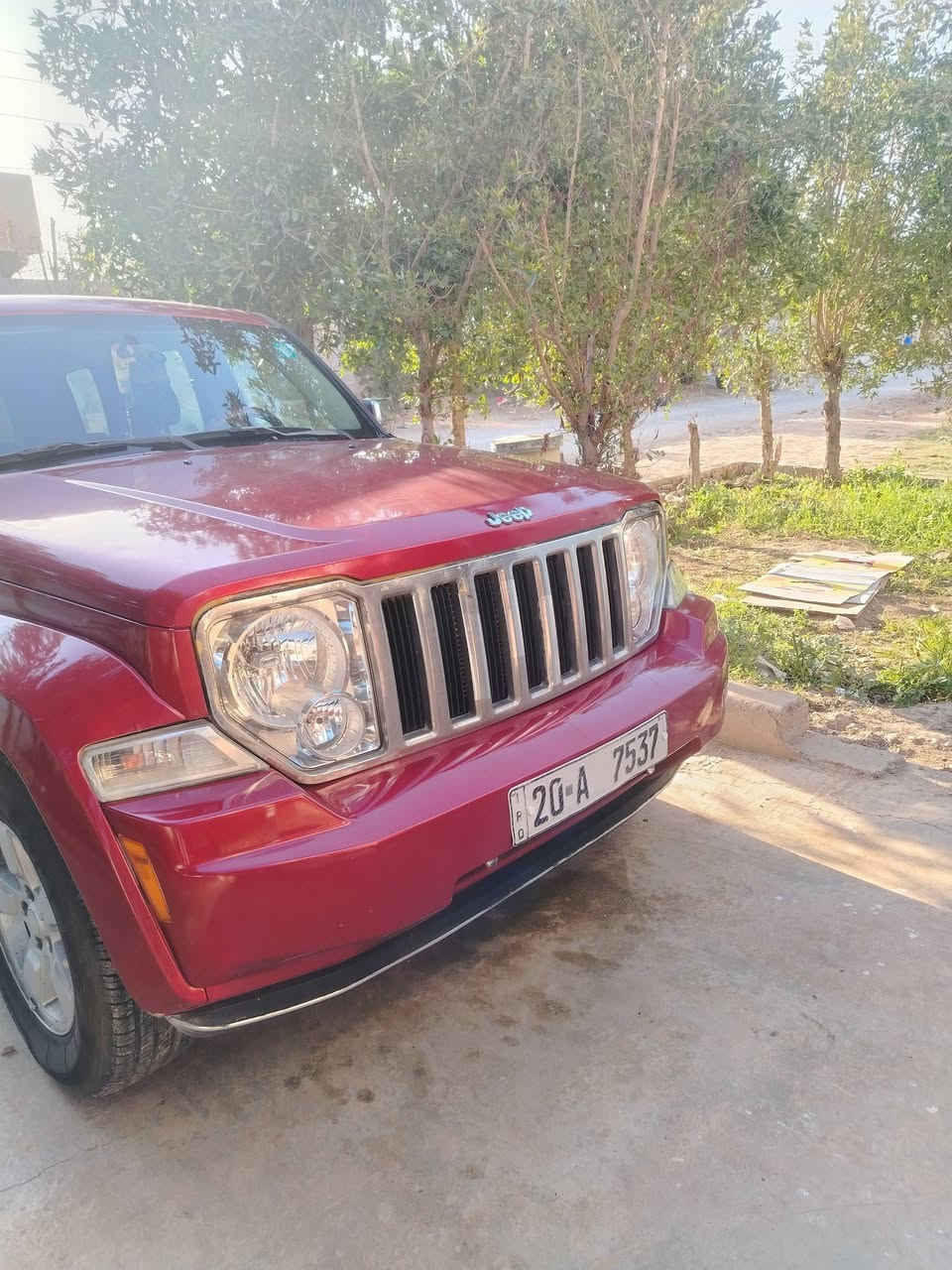 جيب لبرتي 2010 فول ما عدا الفتحة سيارة قطعتين صبغ الباقي مكفول من صدر مكينة تبريد منظومة جديدة تدفأة تحكم كامل فور ويل السيارة رقم مميز اربع ارقم ديالى بسمي تخم تاير السيارة كاملة من كلشي عنوان ديالى بعقوبة برغة سعر  120 وبيه مجال رقم الهاتف ***********
