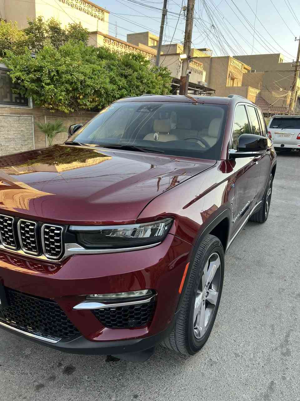 سلام عليكم 

جيب موديل 24

سيارة جديده جدا 

رقم شبه ميز 

بانزين +هايبرد + شحن  

ماشيه 18 كيلو متر

صور حادث بالمنشور 

اخوتي الشراي يخابرني وبخدمته

بغداد رصافه ***********
 
السعر 37$ وبيها مجال
